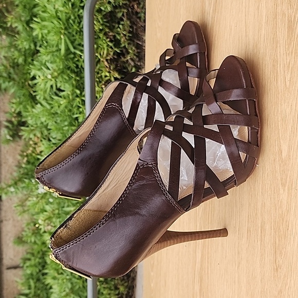 L.A.M.B. TAMMY Peep toe Heels in Brown, Size 9. - Picture 3 of 12